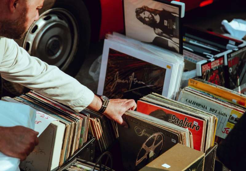 Turning Your Favourite Records Into Personal Art Pieces