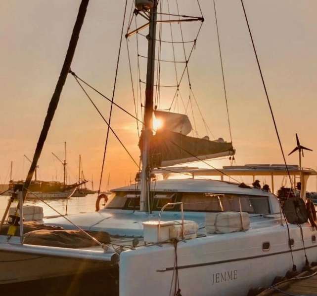Jemme Boat