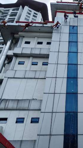 Jasa Pembersihan ACP