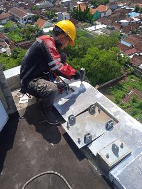 Jasa pemasangan ACP gedung Makassar