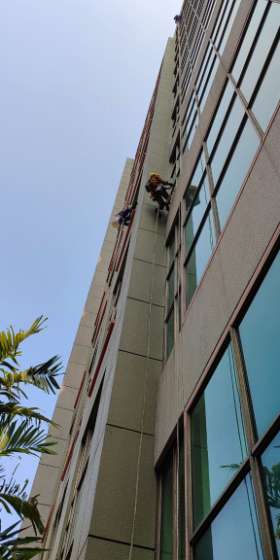 CV Maju Berkarya Mulia | Jasa Perawatan Gedung Surabaya