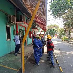 Pasang Sealant & Pengecatan