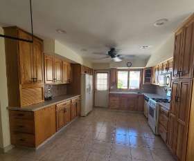 Cabinet refinishing service | Hudson Paint Contracting