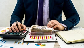 Top 5 Signs Your Business Needs a Professional Bookkeeper