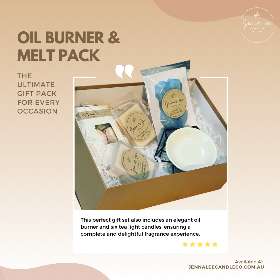 Indulge in the sophistication of our Melt Packs, offering you more than 20 hours of exquisite scents with two standard melt packs - by Jenna lee Candle Co