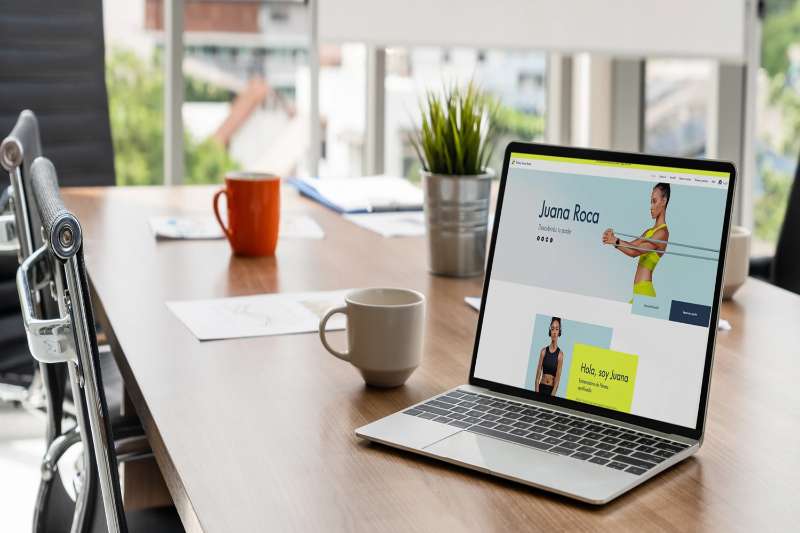 Crafting Digital Experiences: The Impact of Effective Website Design