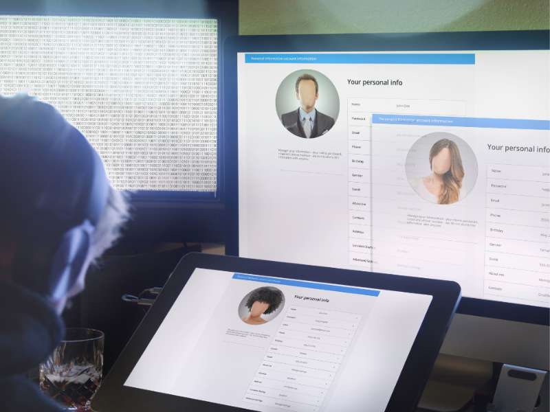 8 Tips for Safeguarding Your Gadgets While Traveling