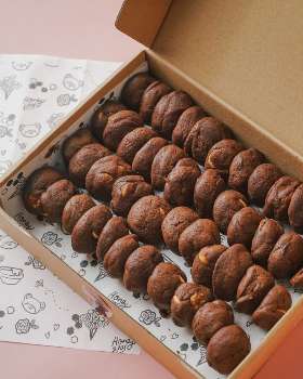 48 Pcs Triple Choc Small Cookies in a box - HoneyBear Cookies & bakery Jakarta