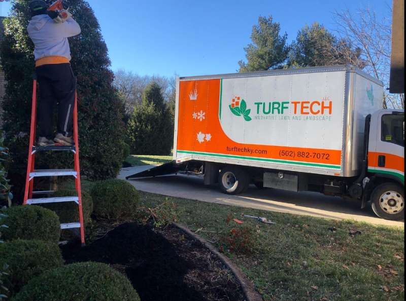 Residential Lawn and Landscape