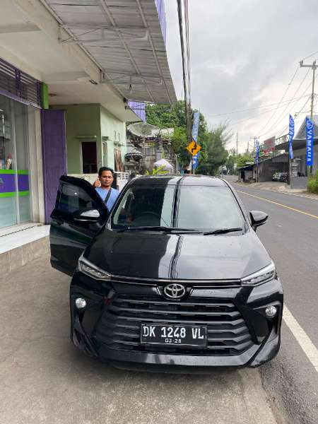 Transfer in / out hotel and airport