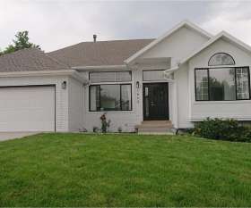 Luxury home | Red Suit Realtor