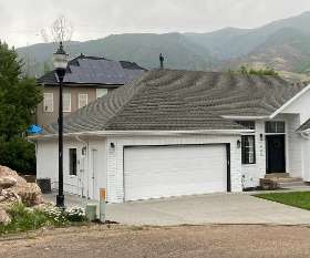 House transition | Red Suit Realtor