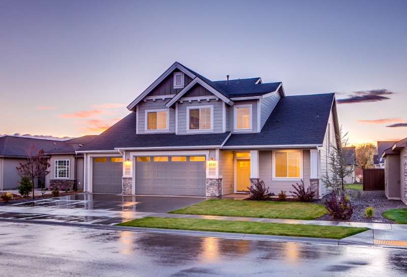 Why a Mortgage Broker is Your Best Ally When Refinancing Your Home Loan