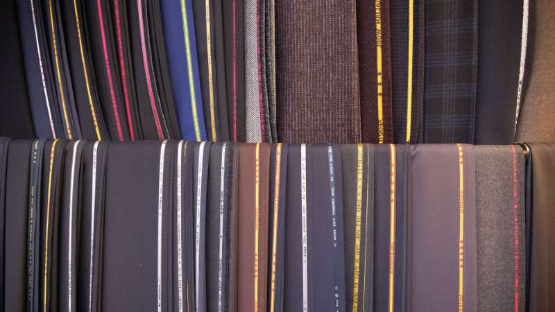 A Beginner’s Guide to Choosing the Perfect Fabric for Custom Clothing