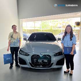 Selalu menyenangkan dalam proses menyerahkan BMW seri 4.