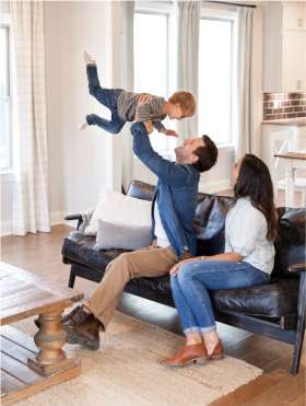 Opening doors to a better life. | Clayton Homes