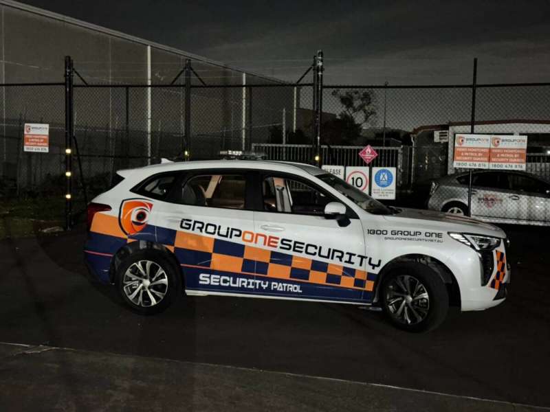 Alarm Response vs Mobile Patrols: A Melbourne Business Owner's Complete Security Guide