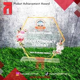 Plakat Achievement Award | Nusa Advertise