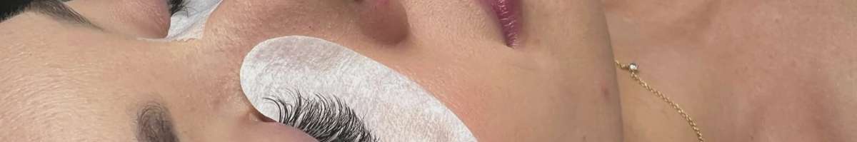 Exotique Lashes Banner