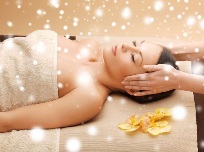 How Massage Therapy Can Help Relieve Workplace Stress and Injury