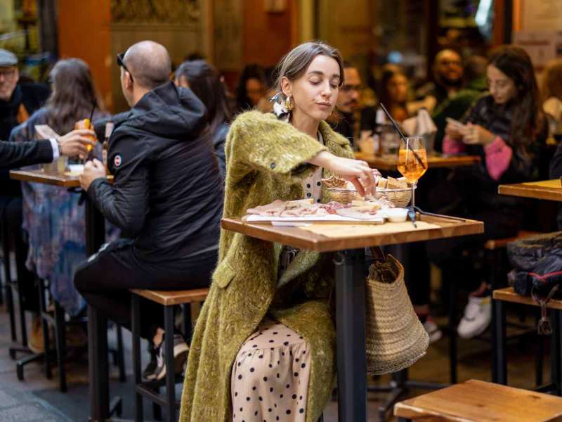 Panduan Memulai Franchise Makanan untuk Pemula: Langkah Mudah Raih Sukses di Dunia Bisnis