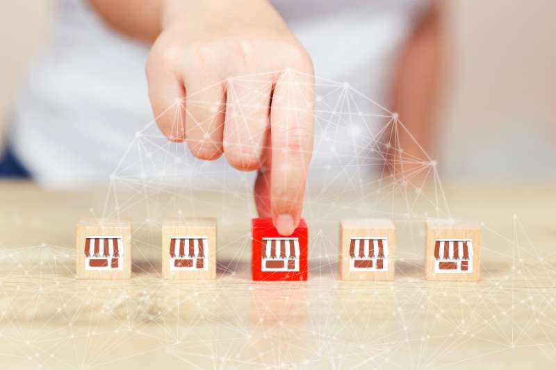 Perbedaan Franchise Makanan dan Kemitraan Kuliner: Mana yang Lebih Menguntungkan?