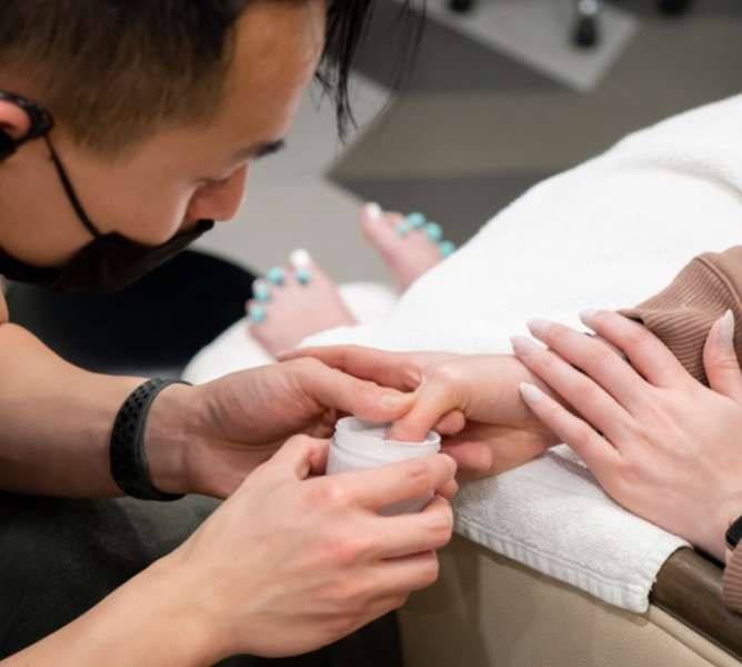 Get Perfect Nails and Lashes in One Visit at Purluxe Beauty Bar