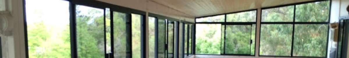 WA Custom Glass Banner