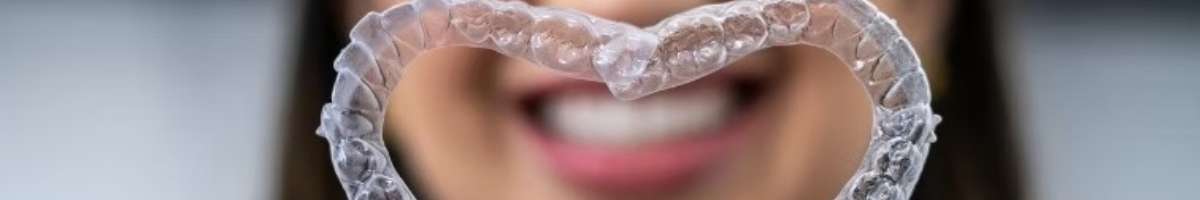 Bare Smiles Dental Essendon - Teeth Whitening & Invisalign Dentist Banner