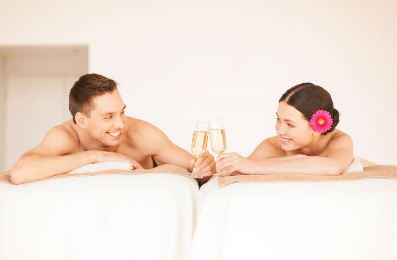 What's Included in a Couples Spa Day for Your Romantic Anniversary?