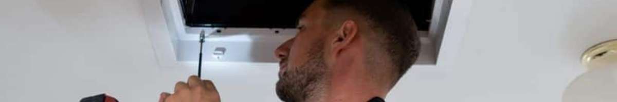 Hello Breeze Air & Electrical Banner