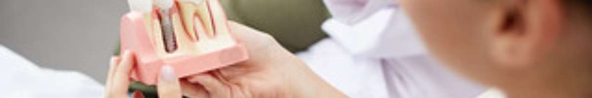 Carina Plaza Dental Banner