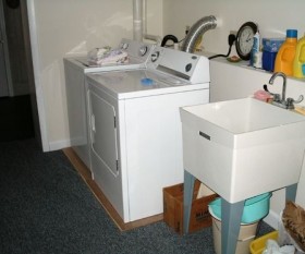 Shopping for Laundry Tubs? Make Sure to Consider These Factors