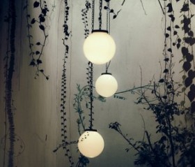 Set Up Outdoor Lighting in Your Garden with These Tips