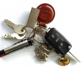 Top 4 Considerations When Buying Garage Door Remote Control
