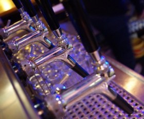 Top 4 Bar Hopping Tips That Will Make the Night Fun