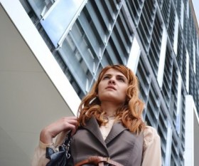 Choose the Best Lawyer for Your Case With These Tips