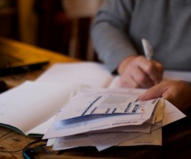 Difference Between In-house and Outsourced Bookkeeping