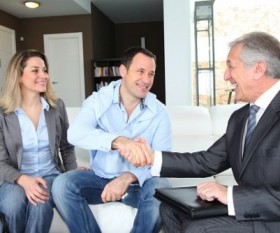 How to Deal with a Mortgage Broker?